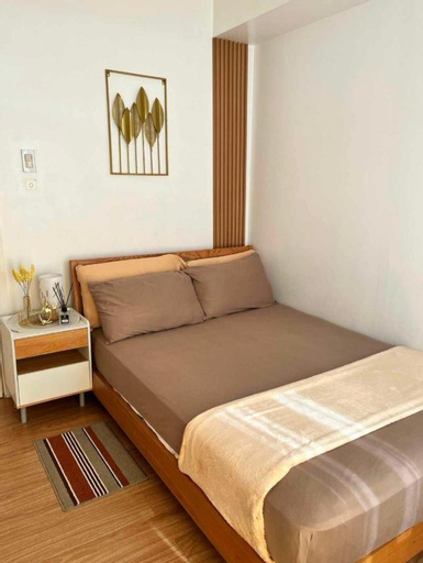 Coterie Crib-Azure Staycation, Parañaque