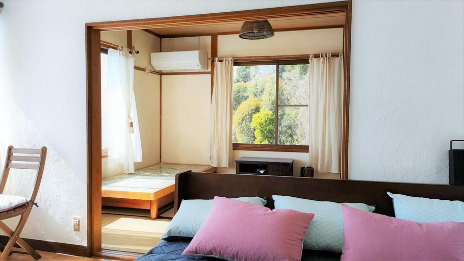 Others 2, AKUA inn, Awaji
