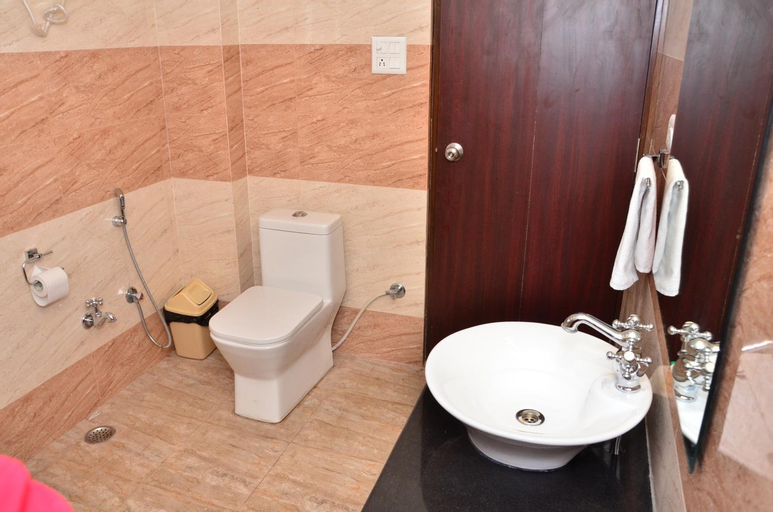 Bathroom 20