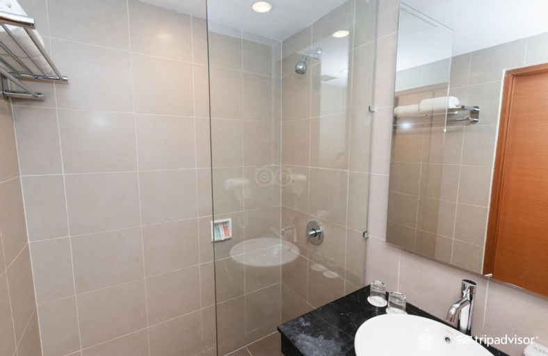 Bathroom 4
