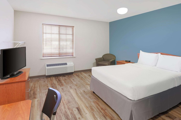 Bedroom 8