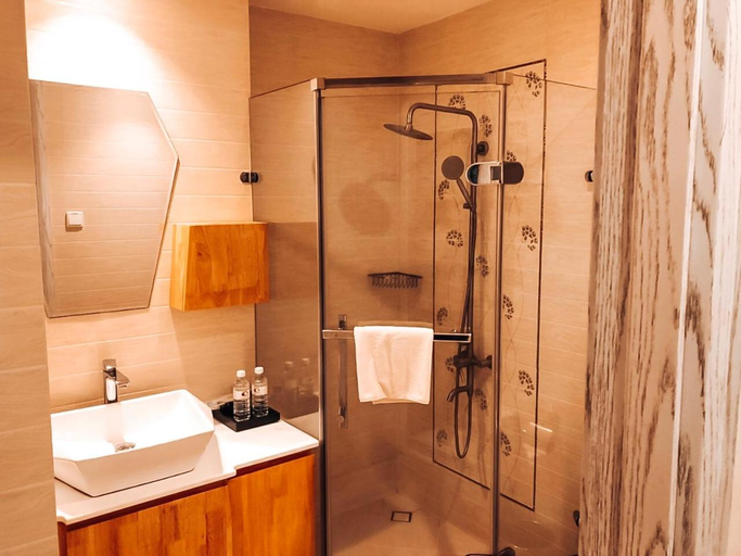 Bathroom 5