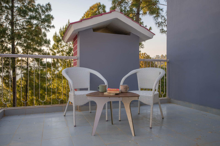 Others 4, StayVista at Pines & Spruce - Exclusive getaway, Garhwal