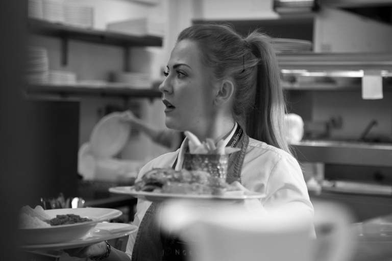 Food & Drinks 2, Angels Hotel, South Lanarkshire