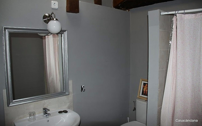 Others 5, Casa Candana, León