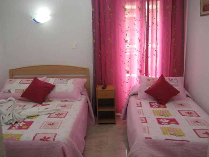 Bedroom 3, Hostal Huespedes Toledo, Madrid