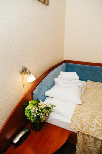 Others 4, Green Roof Hotel, Zav'yalovskiy rayon