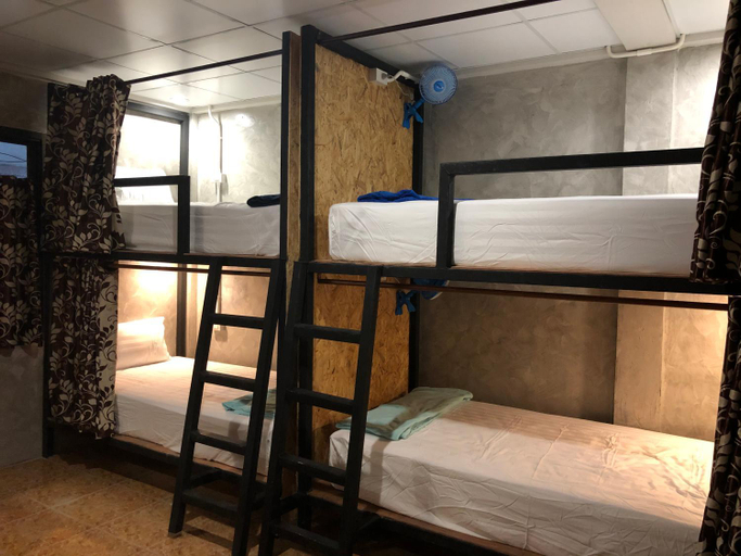 Others 2, The Best Hostel Koh Payam, Muang Ranong