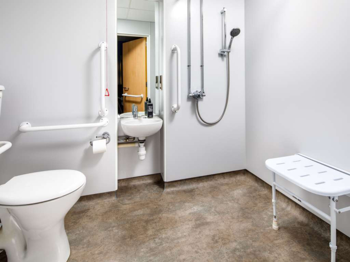 Bathroom 4, ibis budget Sheffield Arena, Sheffield