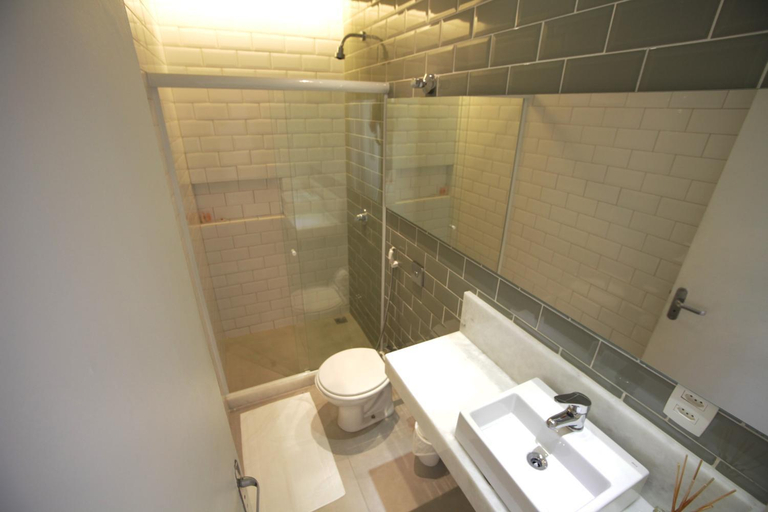 Bathroom 4, New Sugar Loft Apartments, Rio de Janeiro