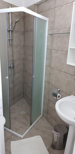 Bathroom 3, Petalmo City Apartments, Larnaca