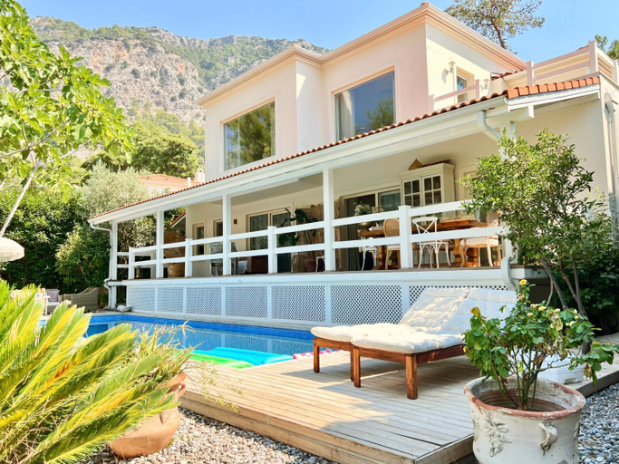 Sport & Beauty 2, Villa Storm - Very Stylish Villa w/Pool & Garden in Gocek Hills, Fethiye