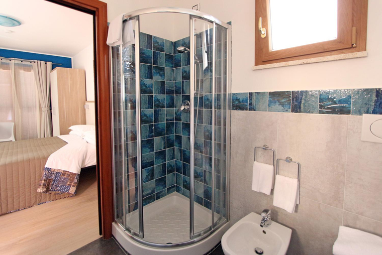 Bathroom 2, La Casa Felice a San Pietro, Roma