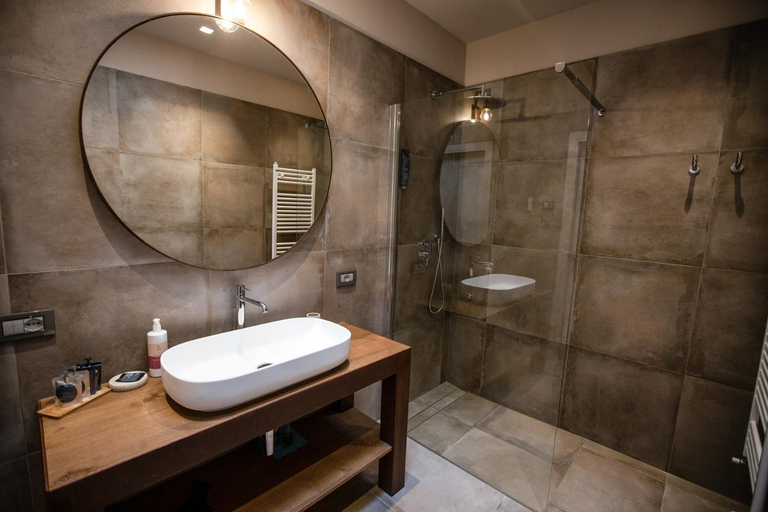 Bathroom 4, COBUE "Wine resort & Spa", Brescia