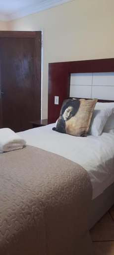 Others 4, Marandela Guesthouse, Vhembe