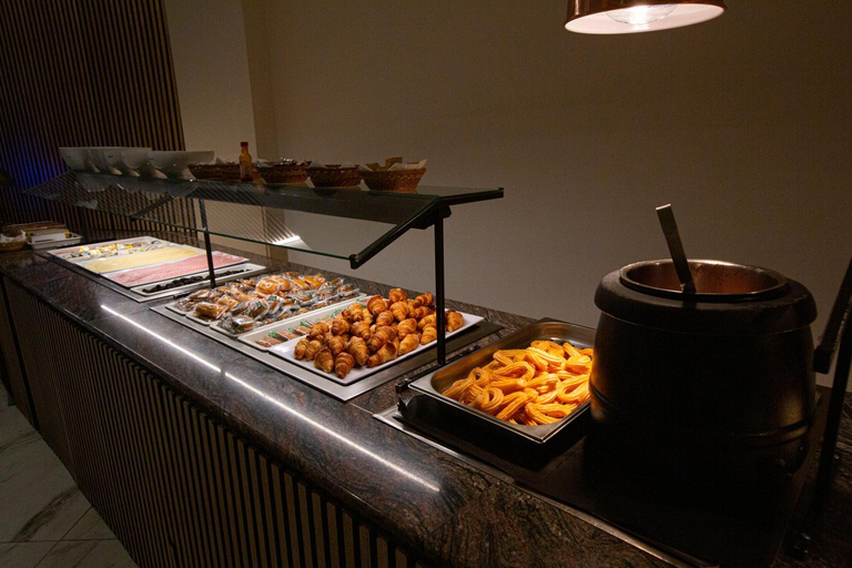 Food & Drinks 5, Port Fleming, Alicante