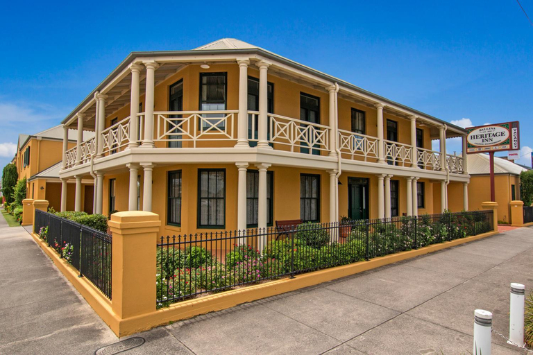 Exterior 14
