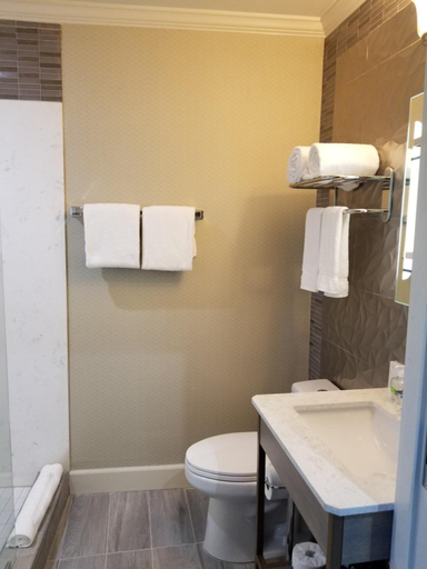 Bathroom 4