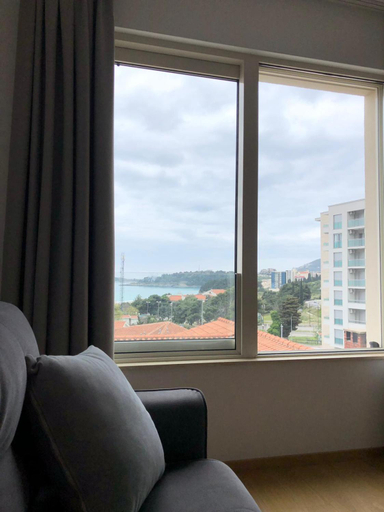 Others 4, Apartman D&A