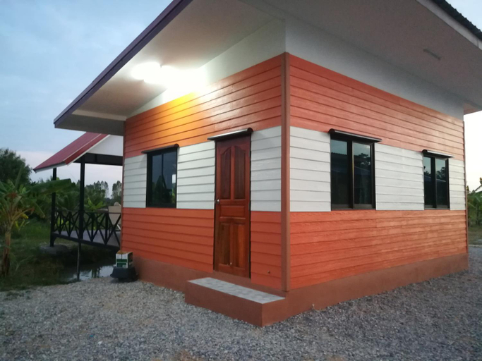 Exterior 7