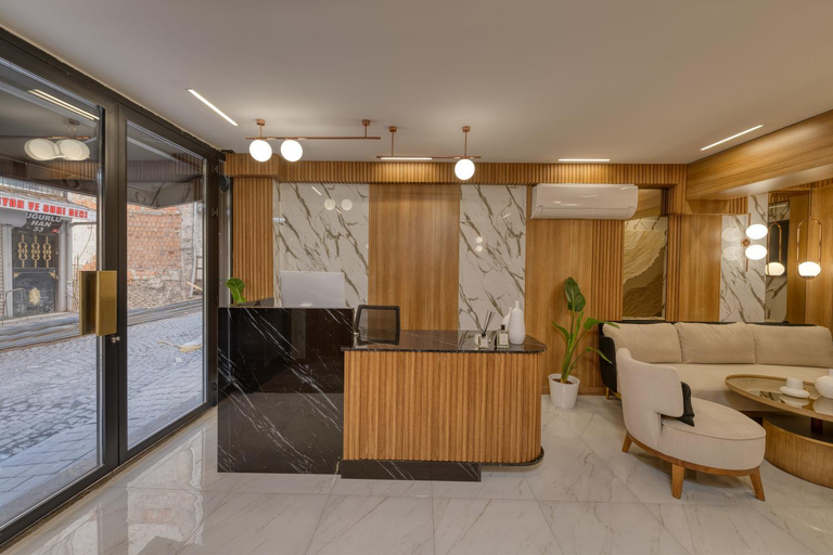 Public Area, Swans Hotel Old City Grand Bazar, Fatih