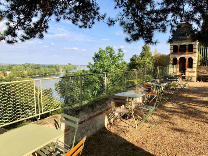 Chateau de la Boussiniere, Maine-et-Loire