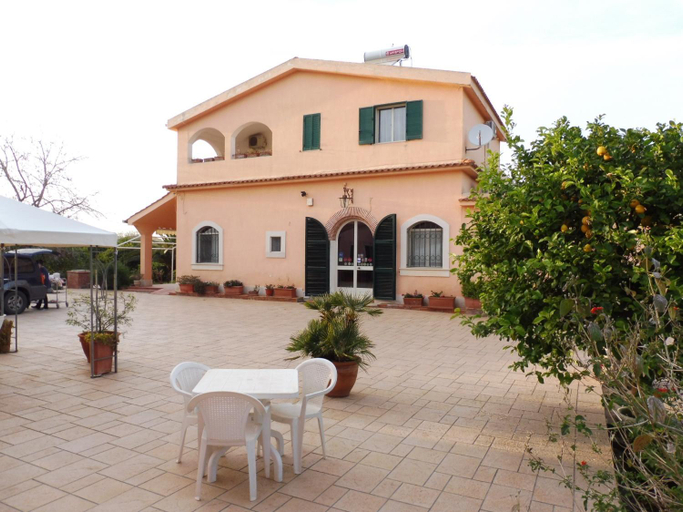 Exterior & Views 1, Agriturismo Limoneto, Syracuse