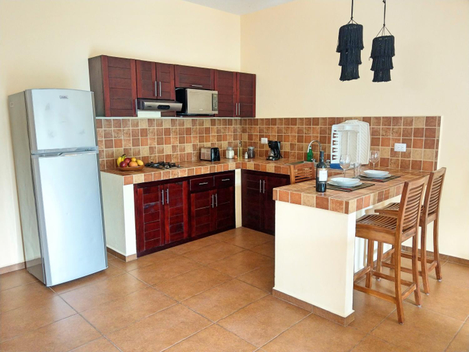 Dining Room 10
