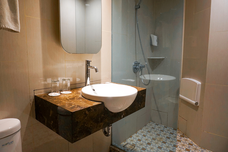 Bathroom 6