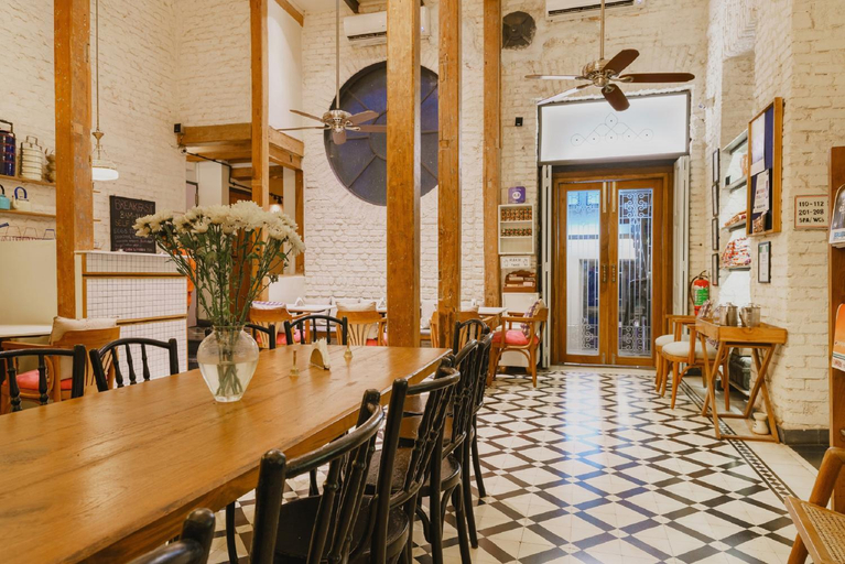 Public Area 2, Abode Bombay, Mumbai City