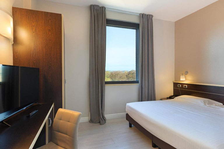 Bedroom 11