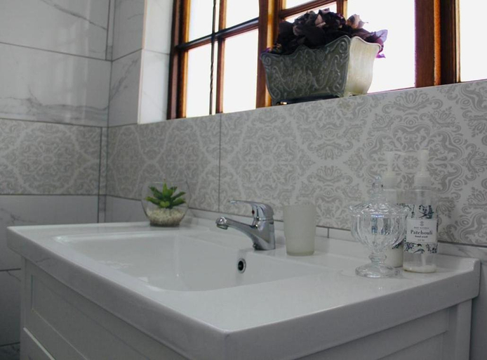 Bathroom 3, Marculem Guest Farm, Lejweleputswa