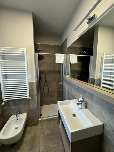 Bathroom 6