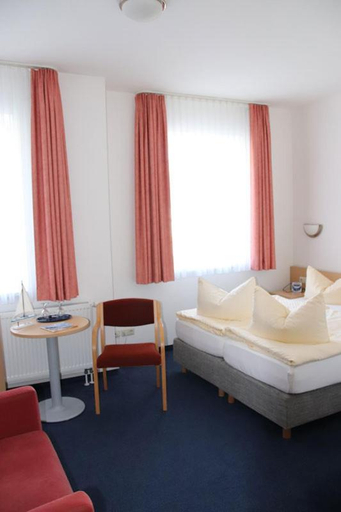 Bedroom 2, Hotel Garni Meeresgruß, Vorpommern-Rügen