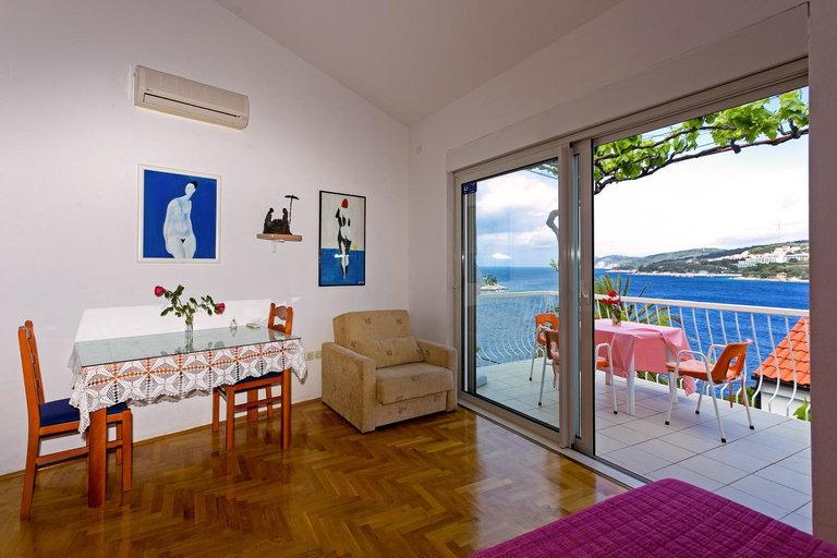 Others 5, Apartments Bicanic, Hvar