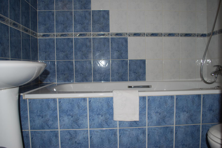 Bathroom 2, Bialy Dworek, Tatra