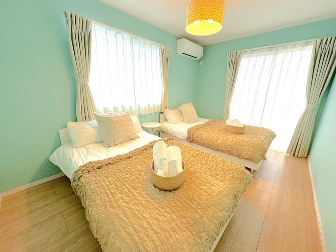 Bedroom 2, Onna Villas, Onna