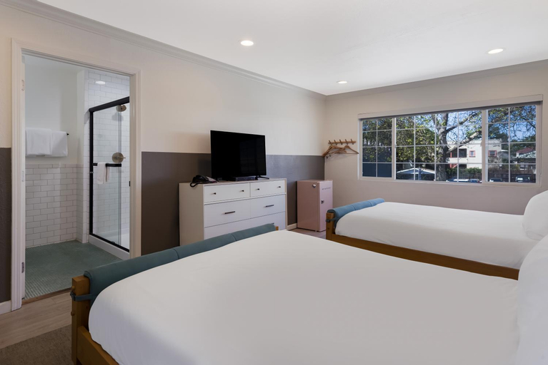 Bedroom 11