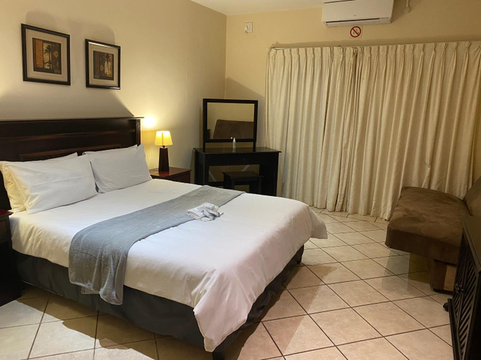 Bedroom 2, Ocean View Villas F05, Ugu