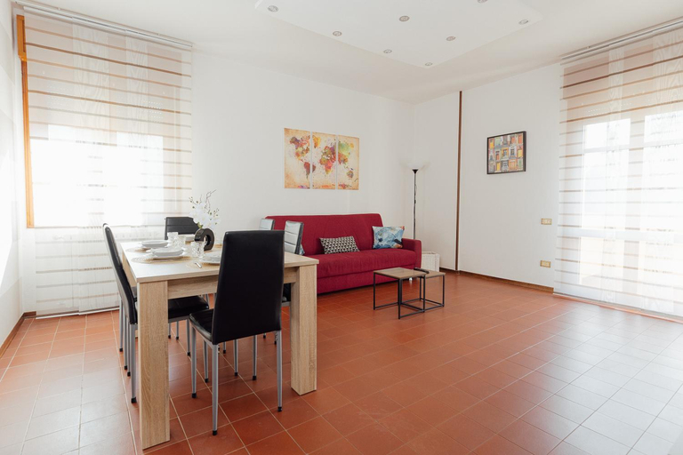 5, APPARTAMENTO ACACIA, Bologna