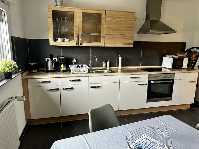 Others 4, Haus Alt, Neunkirchen