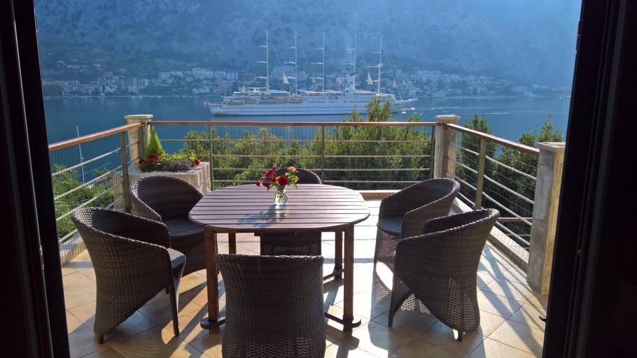 Balcony/terrace 2, Villa "M Family"
