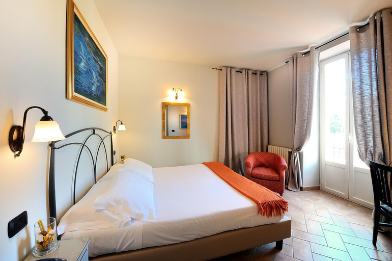 Bedroom 14