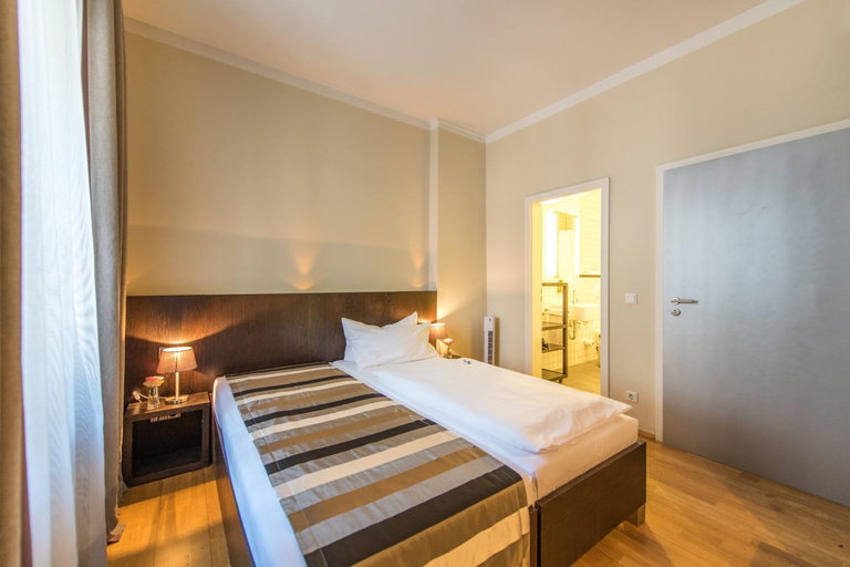Bedroom 3, Altstadt Hotel & Cafe Koblenz, Koblenz