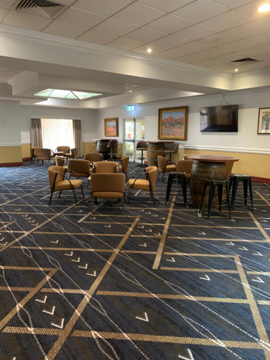 Others 5, The Kidman Wayside Inn, Griffith