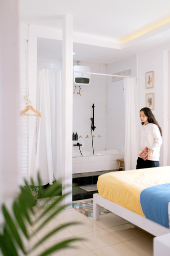 Bedroom 18
