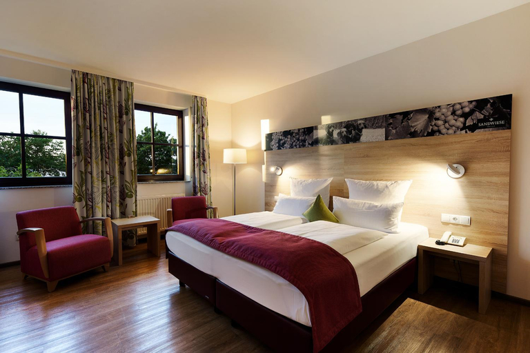 Bedroom 2, Weingut Sandwiese Winzerhotel, Worms