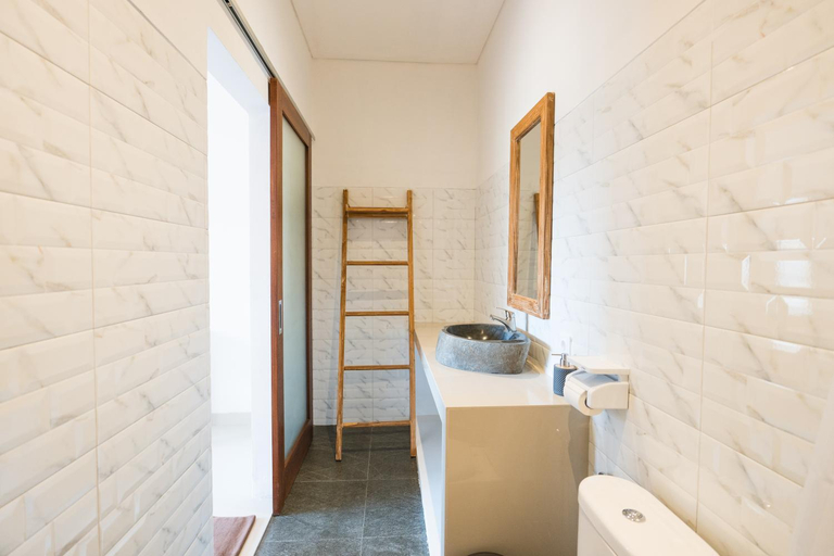 Others 5, Adidan homestay, Badung