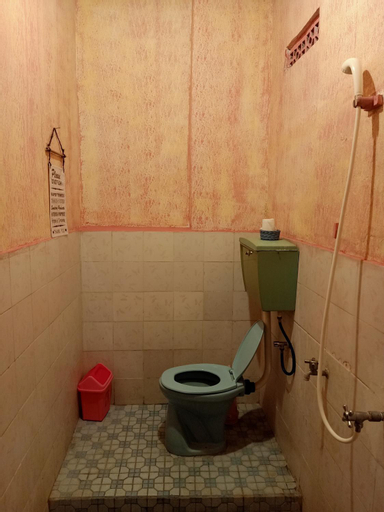 Bathroom 4