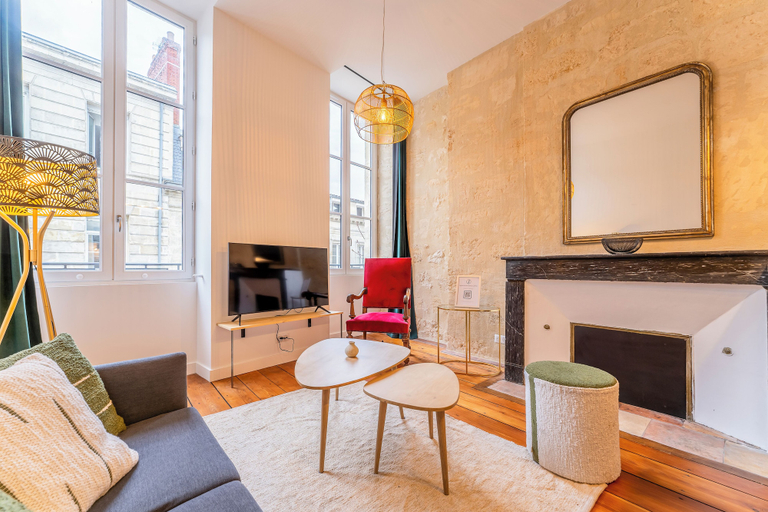 Others 5, Magnifiques Appartements Climatisés, Gironde